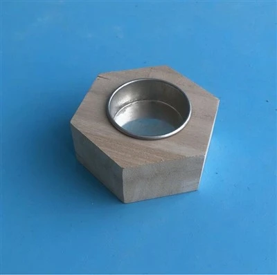 شمعدان شش گوش چوبی